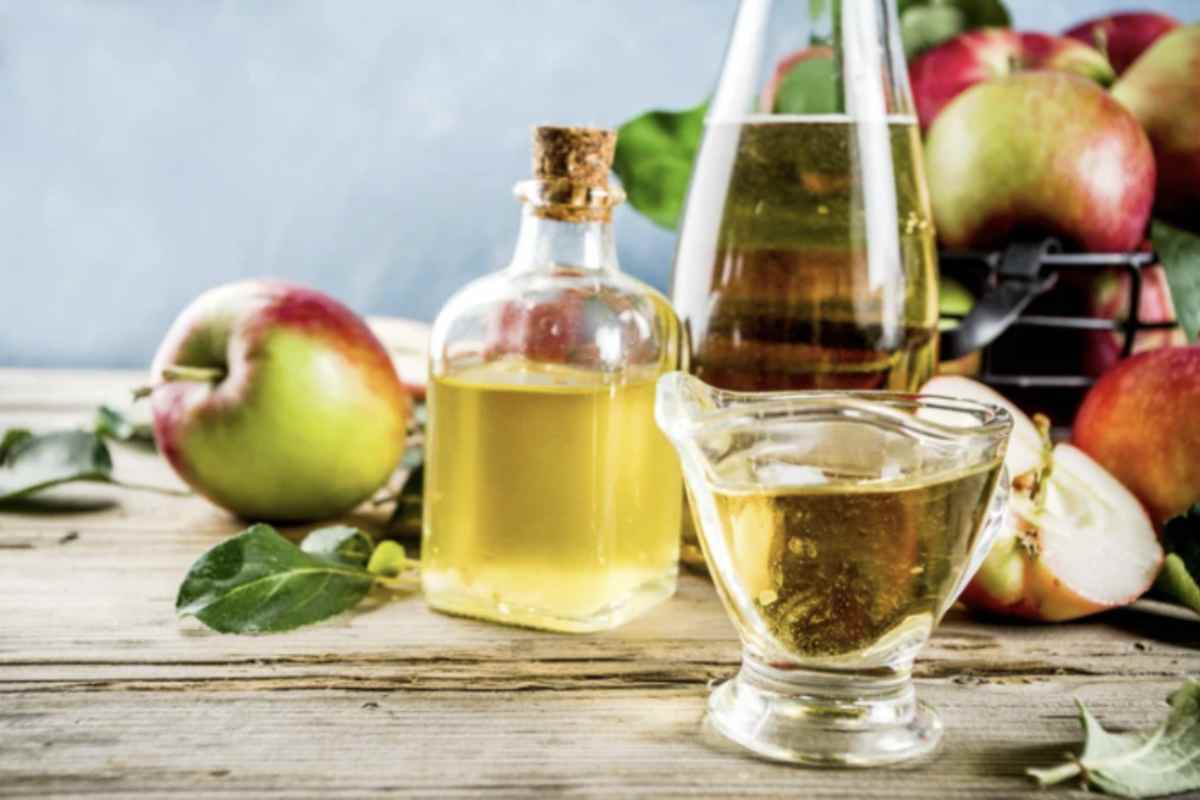 Il silicone fresco si rimuove con maggiore facilità, intervenendo tempestivamente con aceto o alcool senza ricorrere a strumenti invasivi.