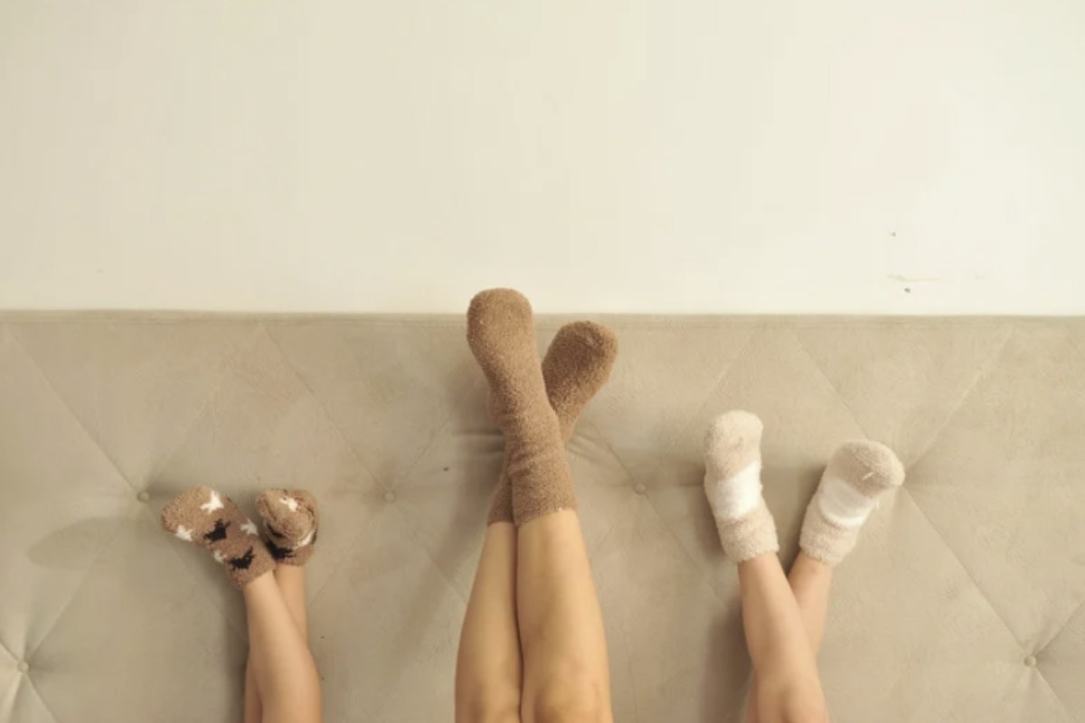 Insonnia: come curarla con dei semplici calzini